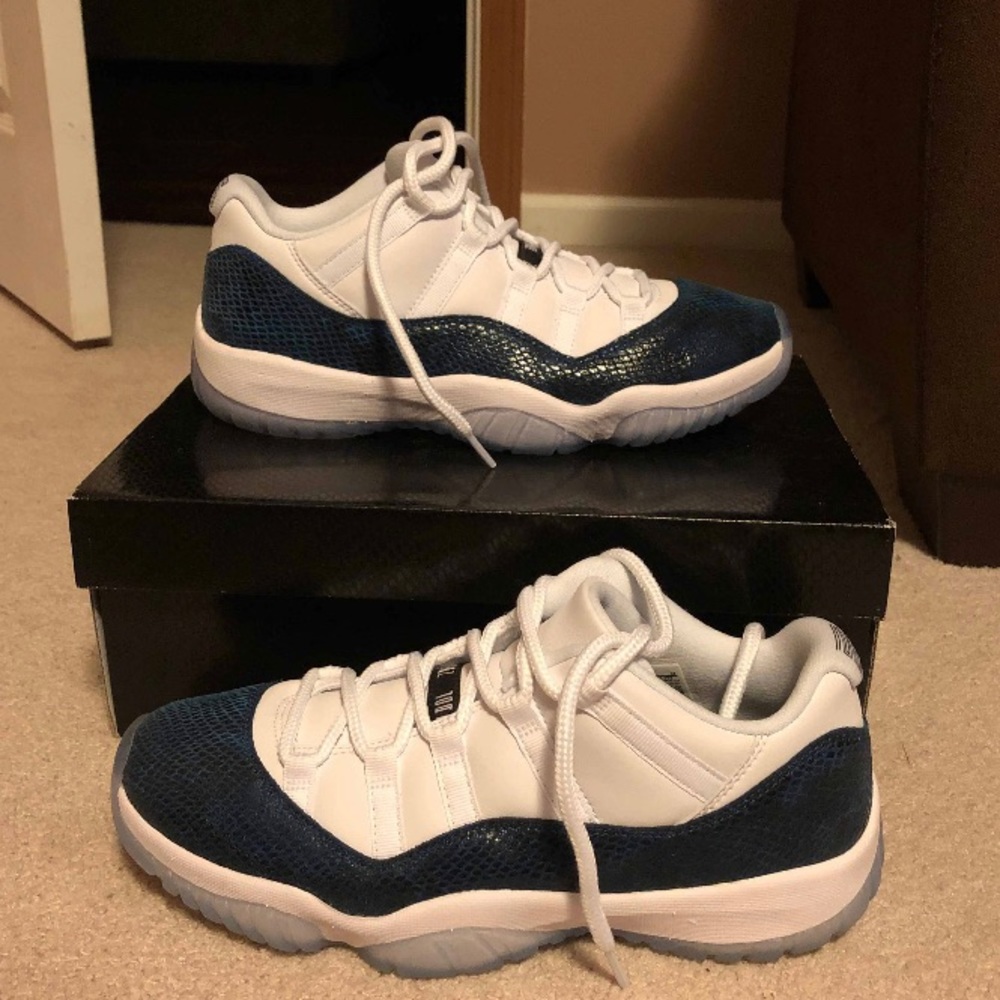 Jordan 11 low